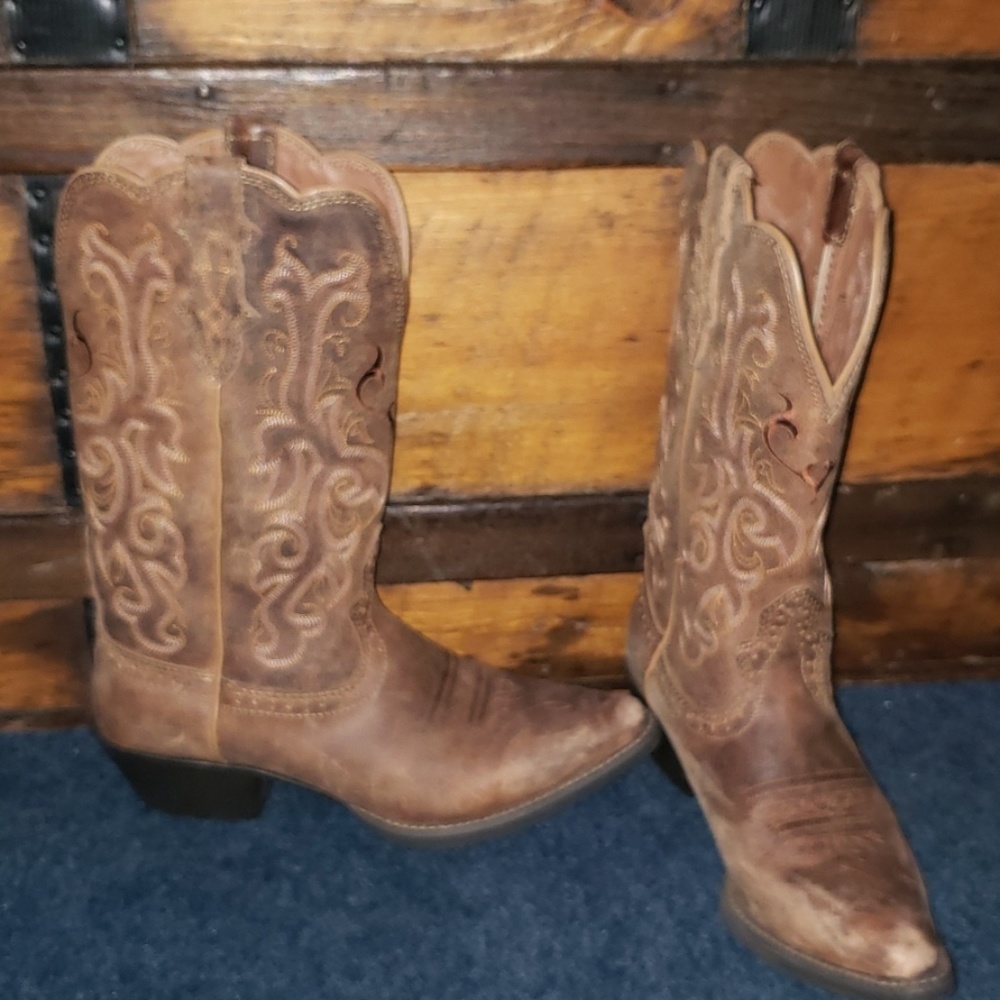 Justin's cowboy boots (women's)